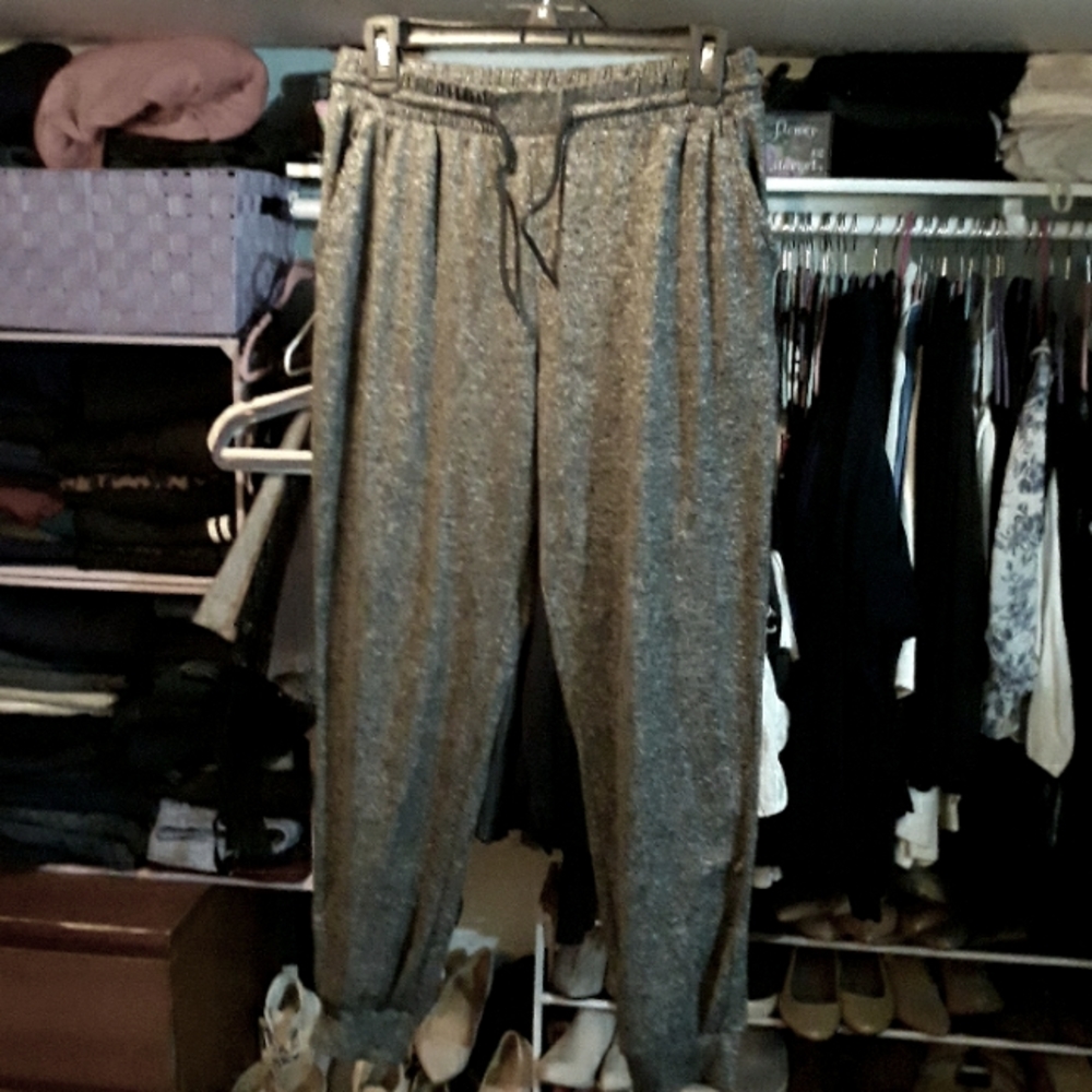 Gray Joggers good condition size M
